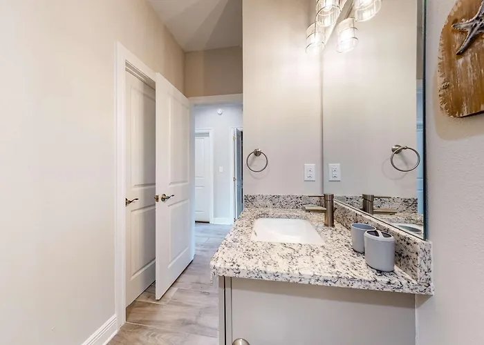 Dog-friendly With Shared Pool Ac & Free High-speed Wifi Holiday home Gulf Shores