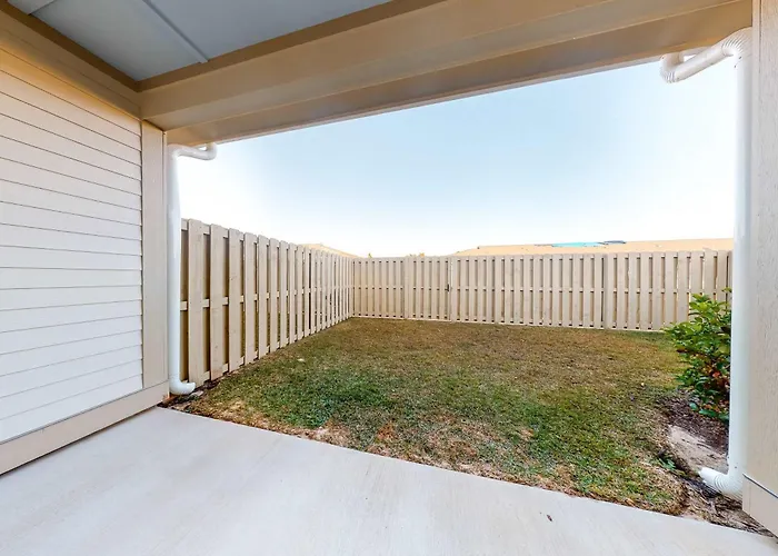 Dog-friendly With Shared Pool Ac & Free High-speed Wifi Holiday home